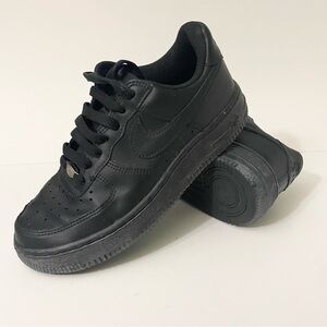 Nike Boys Air Force 1 Triple Black Athletic Shoes Youth Size 4Y